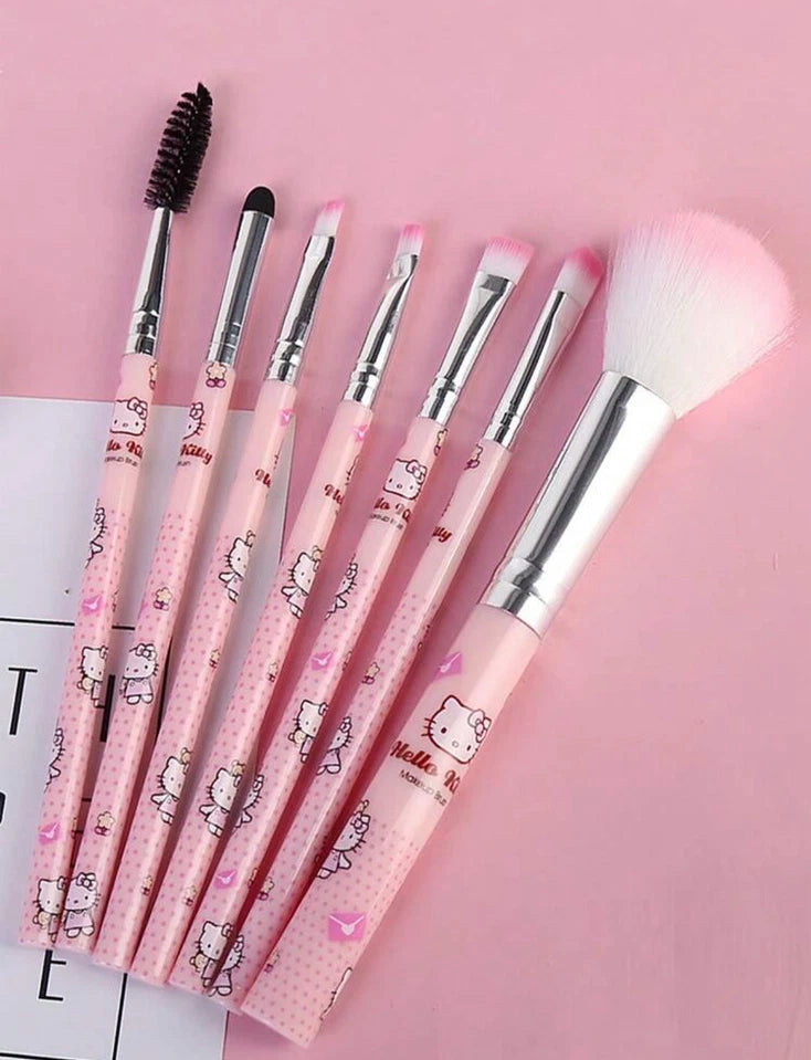Hello Kitty 7 Piece Makeup Brushes