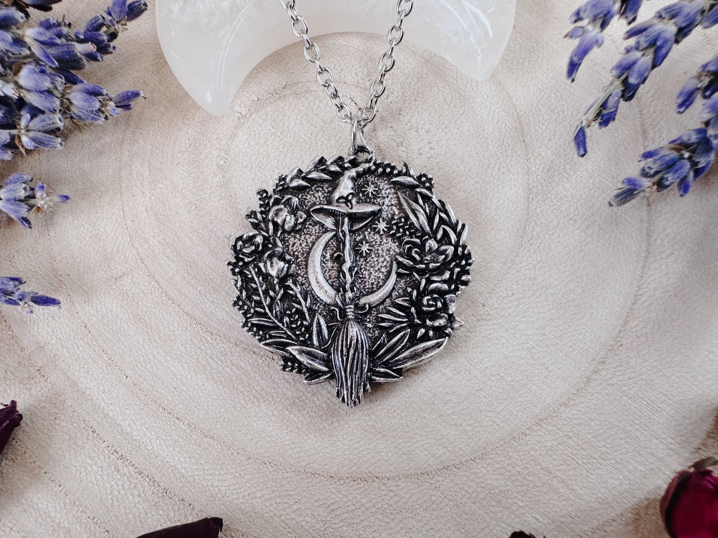 Woodland Witch Necklace