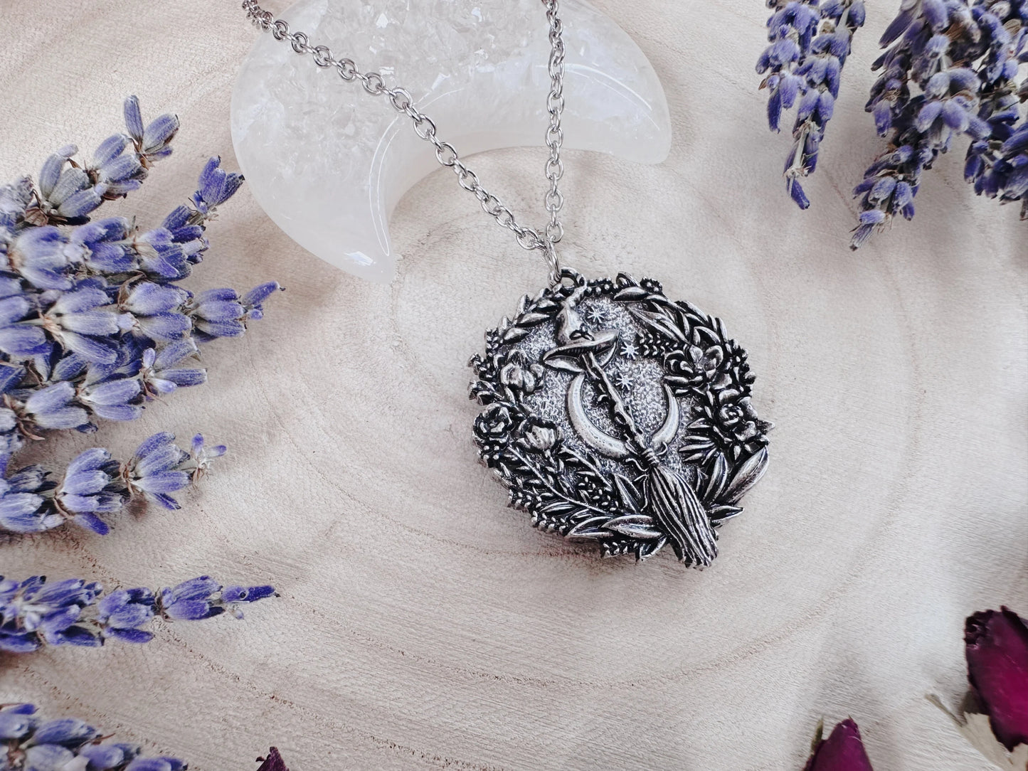 Woodland Witch Necklace